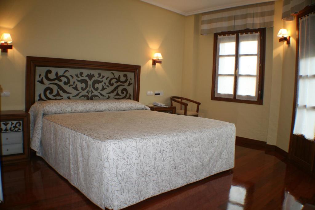 Hotel Valle Las Luinas Soto de Luiña الغرفة الصورة