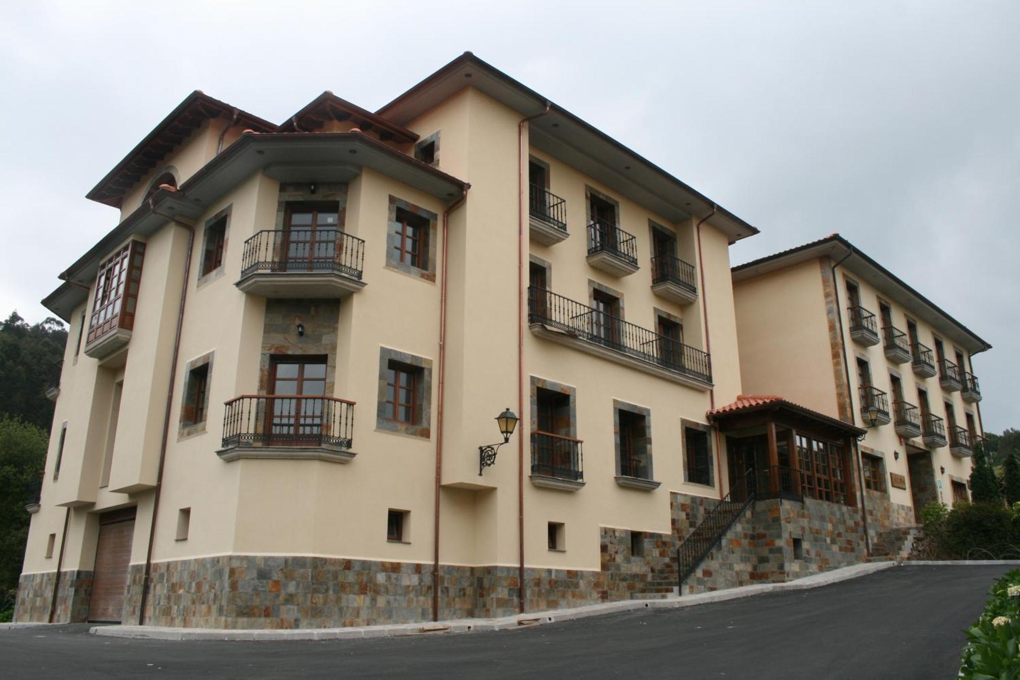 Hotel Valle Las Luinas Soto de Luiña المظهر الخارجي الصورة