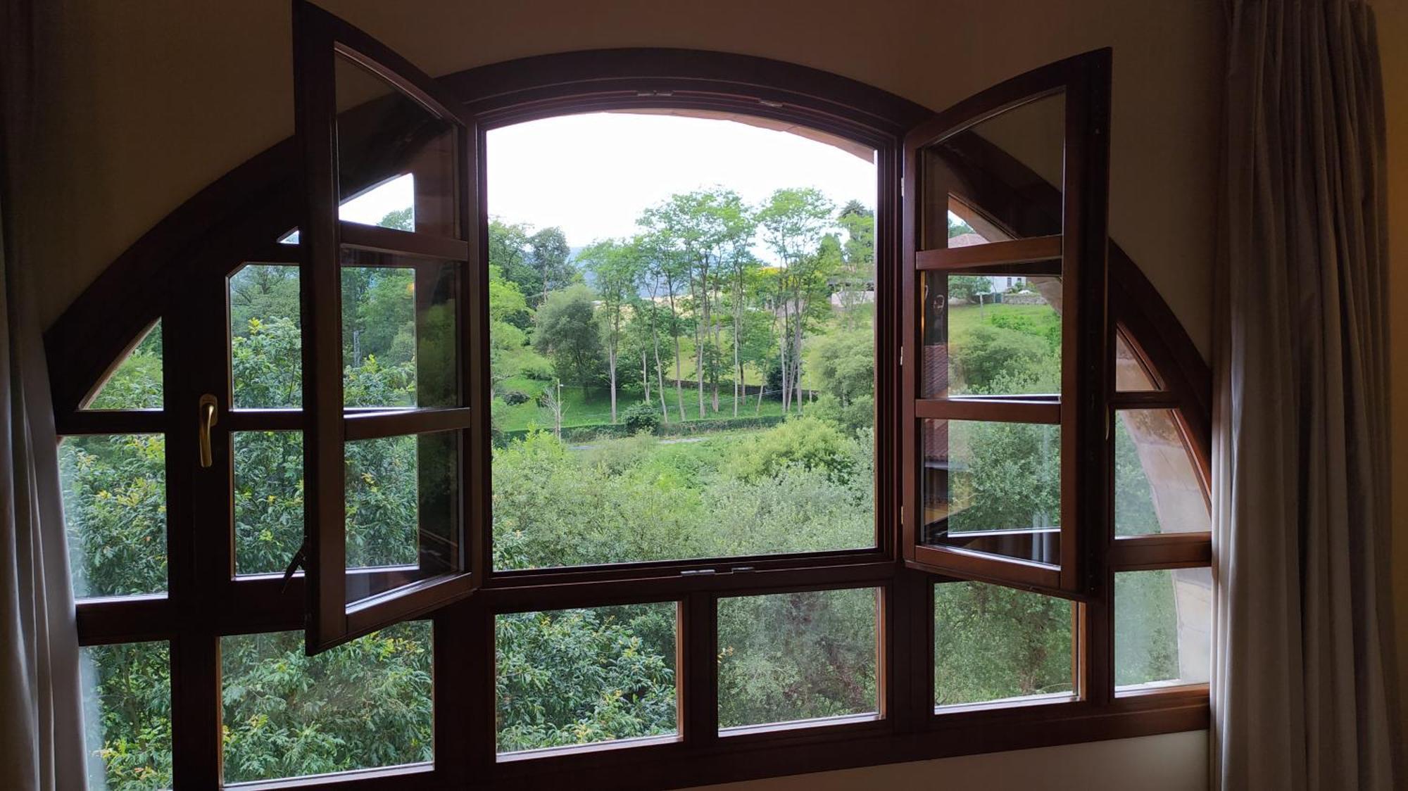 Hotel Valle Las Luinas Soto de Luiña الغرفة الصورة