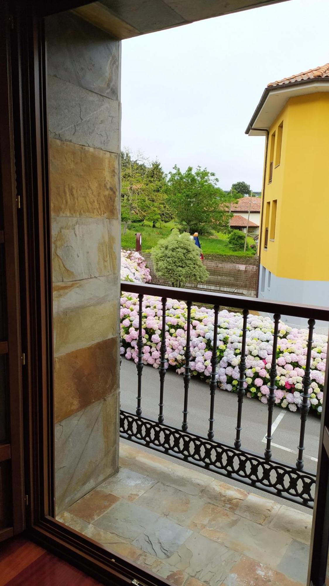 Hotel Valle Las Luinas Soto de Luiña الغرفة الصورة