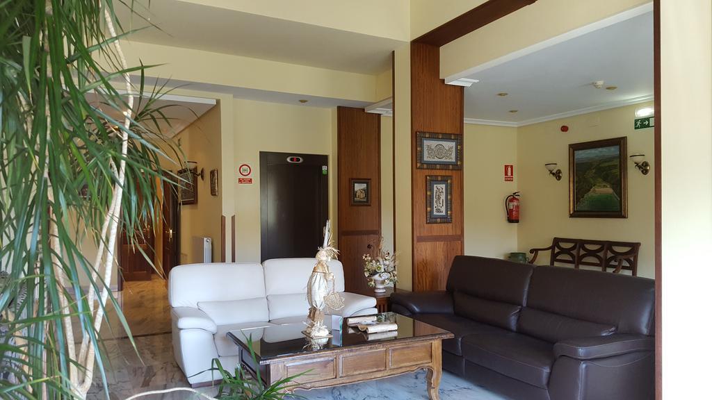 Hotel Valle Las Luinas Soto de Luiña المظهر الخارجي الصورة