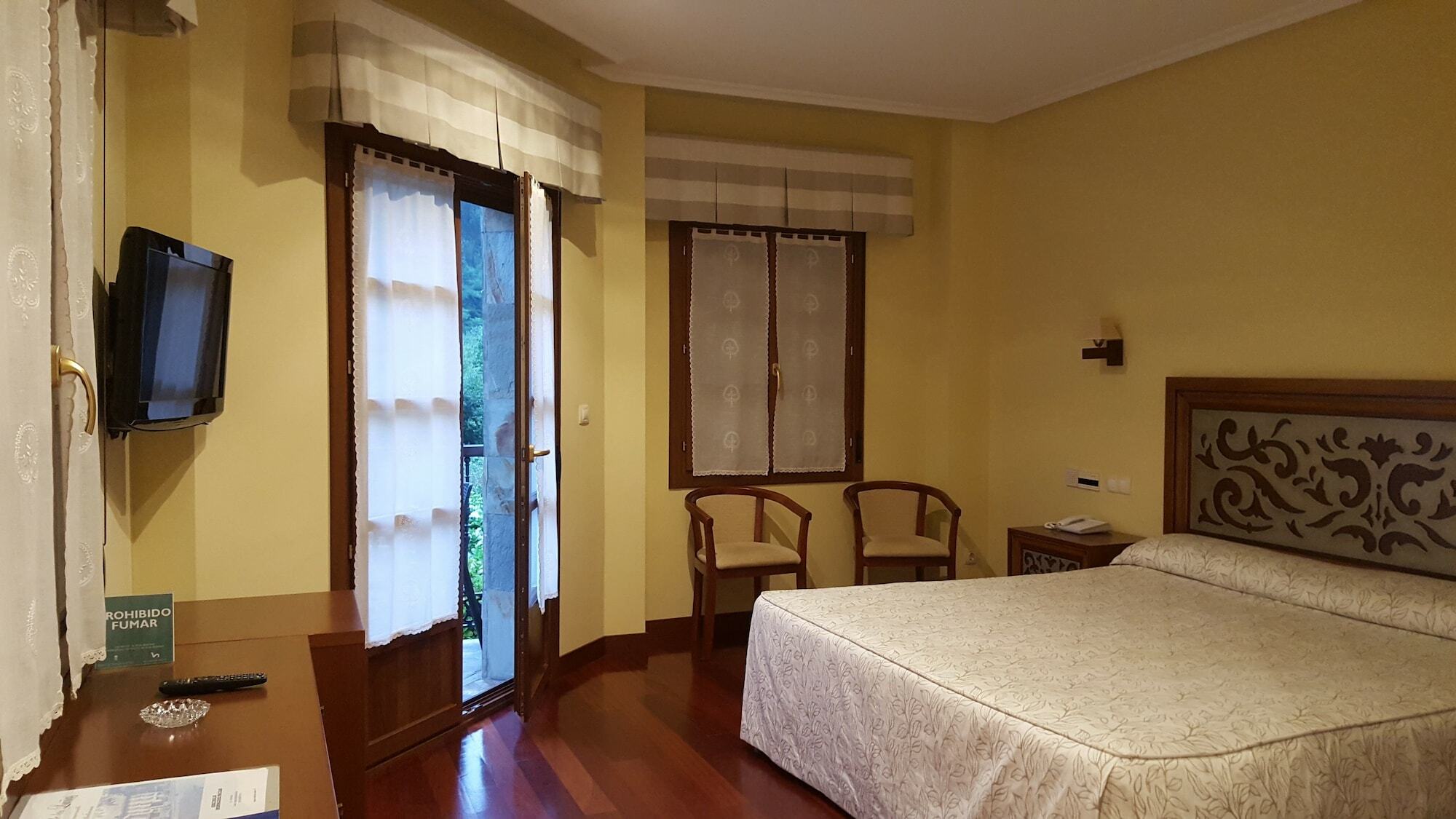 Hotel Valle Las Luinas Soto de Luiña المظهر الخارجي الصورة